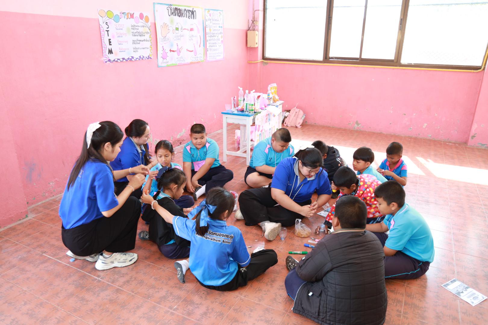 159. วันที่ 27 มกราคม 2569 โปรแกรมวิชาวิทยาศาสตร์ทั่วไป ได้จัดค่ายสเต็มศึกษาให้กับนักเรียนชั้นประถมศึกษาปีที่1-6 ณ โรงเรียนอนุบาลคลองขลุง จ.กำแพงเพชร